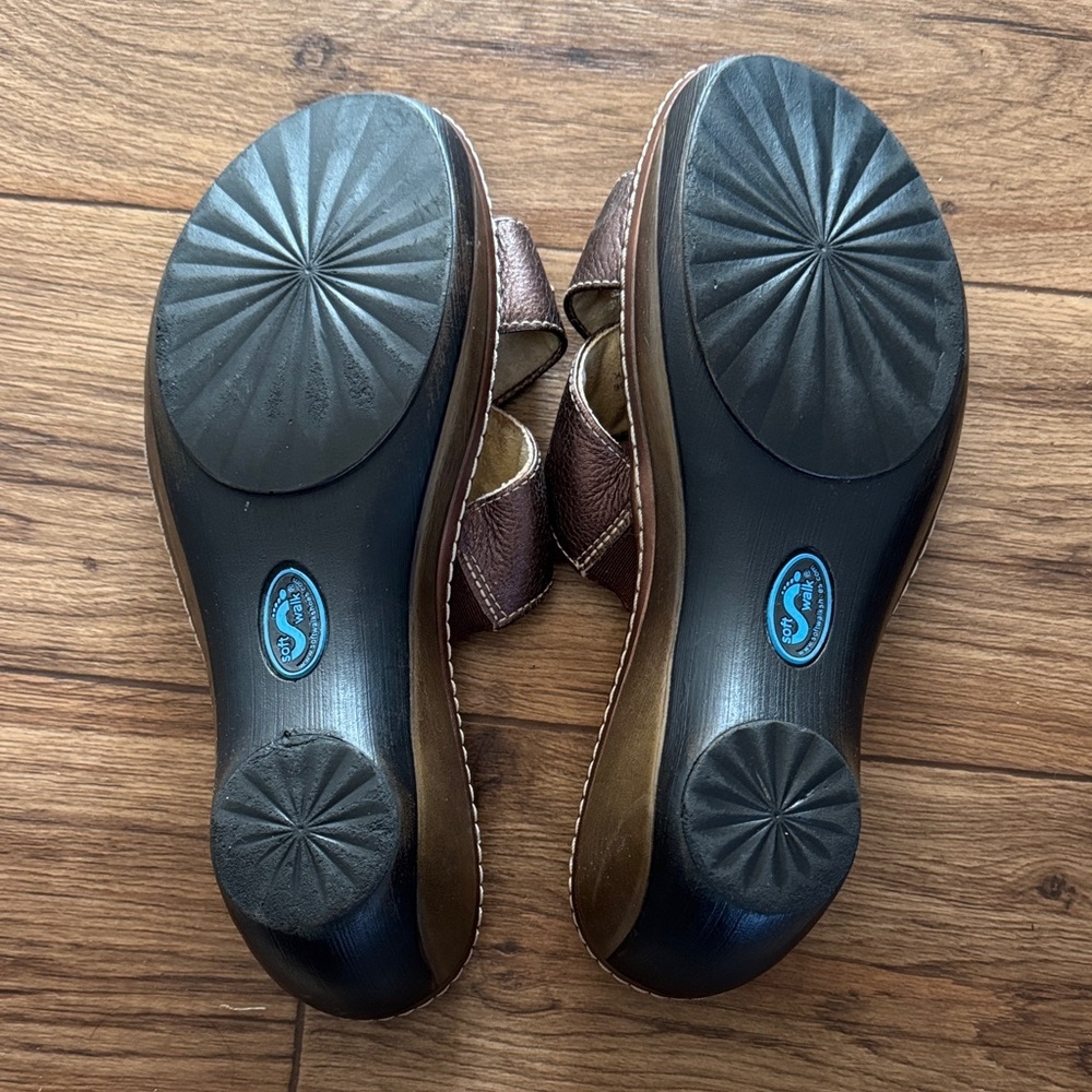 SoftWalk Brown Crisscross Studded Slide Sandals - Picture 5 of 6